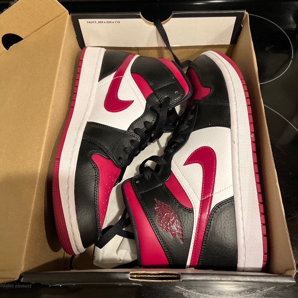Nike Air Jordan 1 Mid Black/Noble Red-White